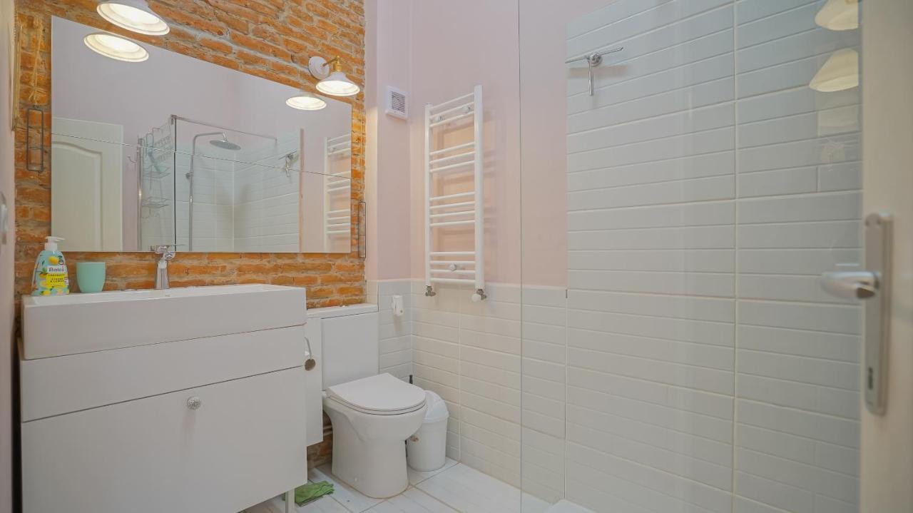 Appartement Coroni Republic Apart à Braşov Extérieur photo